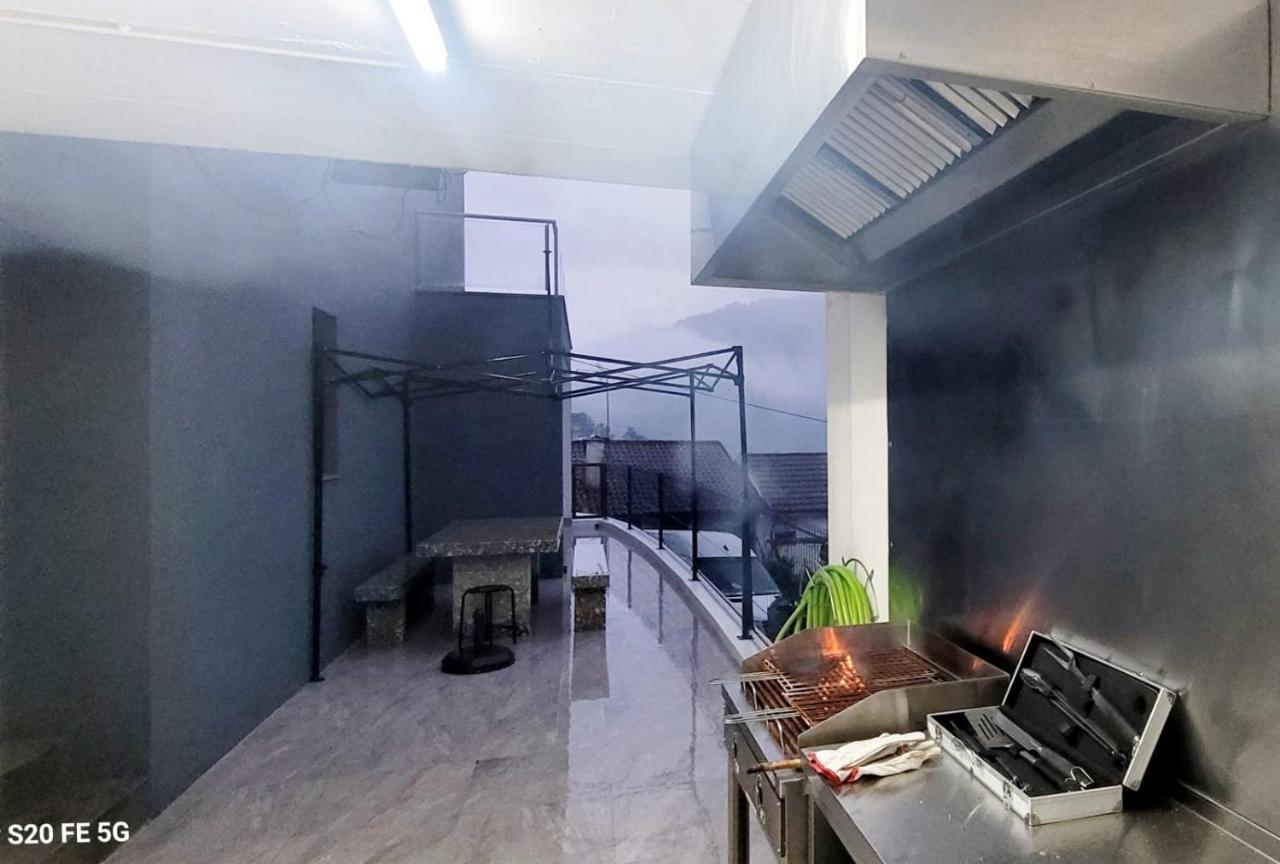 Geresmarinahouse * Geres